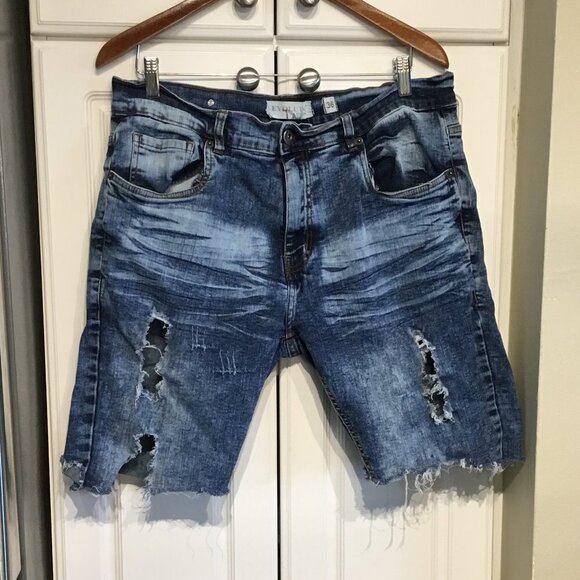 Evolution in Design Denim Cut-Off Shorts Size 36 - Picture 1 of 5